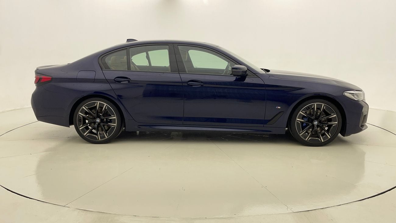 بي أم دبليو 530i M SPORT 2 | بدون دفعة مقدمة | اختبار القيادة في المنزل