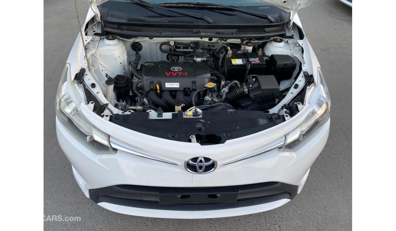 تويوتا يارس URGENT SALE 2015 TOYOTA YARIS GCC