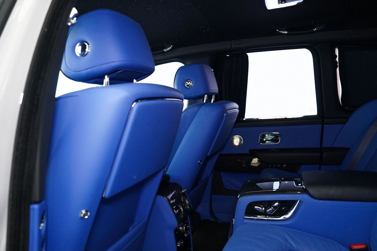 رولز رويس كولينان BLACK BADGE