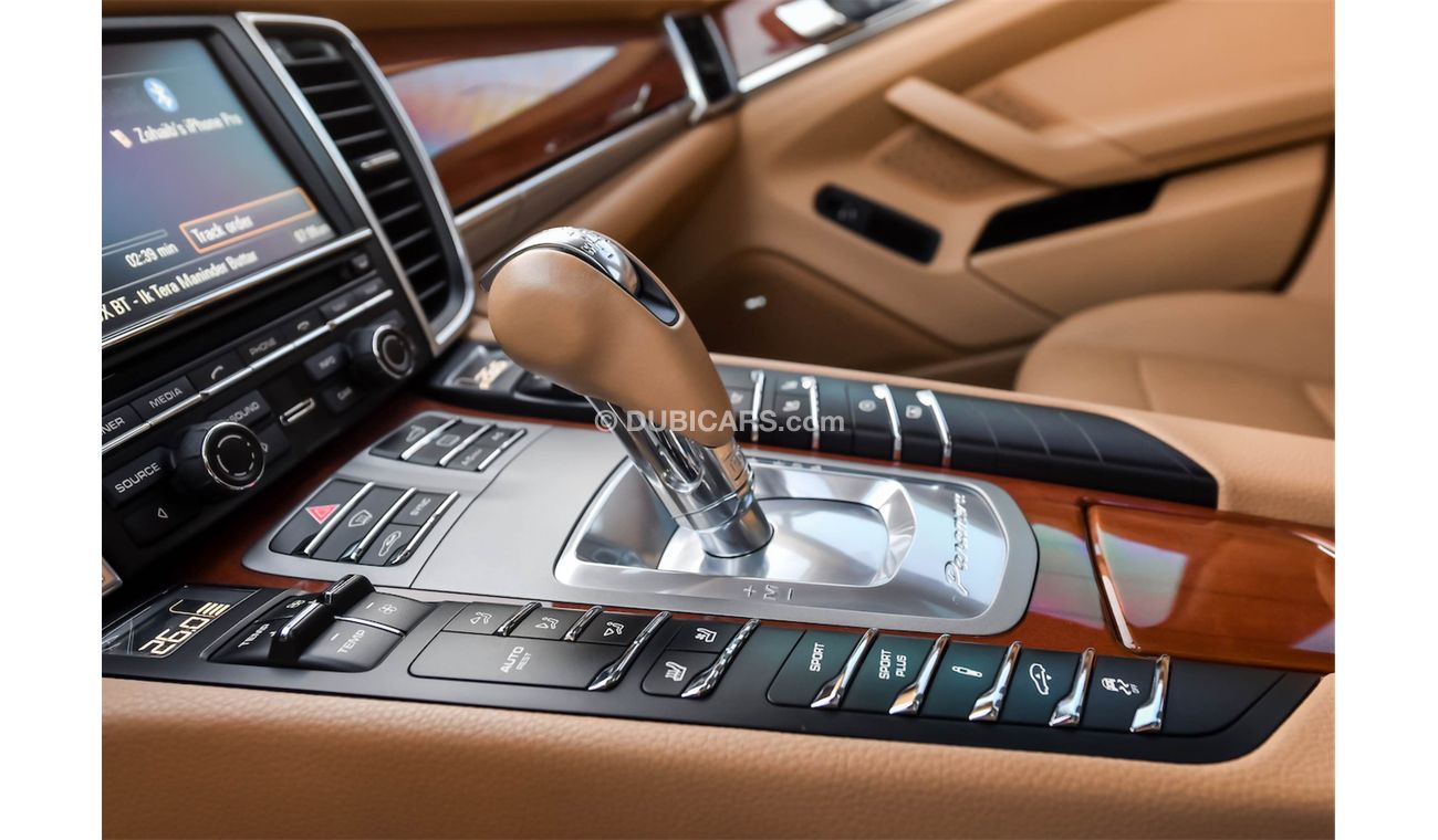 Porsche Panamera S - Low Kms! - Fully Agency Serviced! - Only AED 3,114 Per Month! - 0% DP