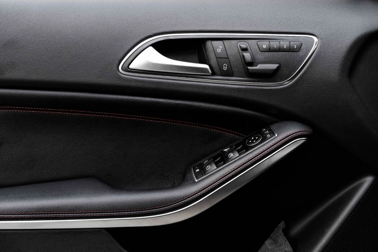 Mercedes-Benz CLA 45 AMG 45 AMG | 2,762 P.M (3 Years)⁣ | 0% Downpayment | Excellent Condition!