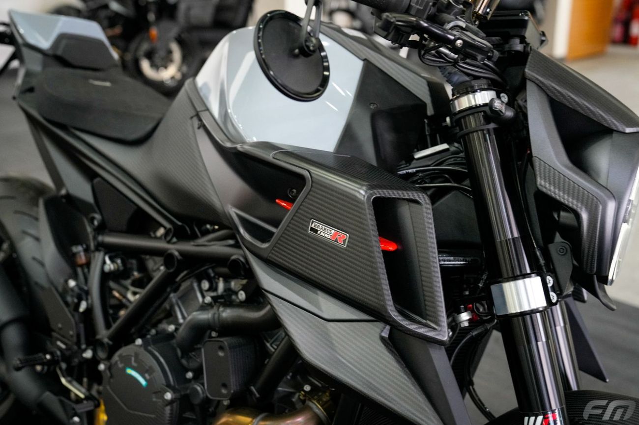 KTM 1300R BRABUS KTM NAKED BIKE 1300cc - 1 OUT OF 145 - BRAND NEW - CERTIFIED BRABUS!