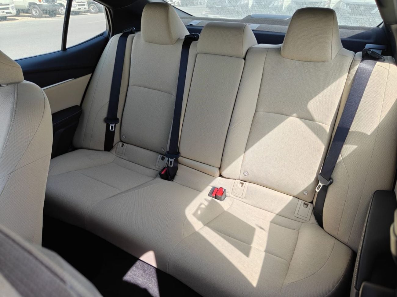 Toyota Camry Toyota Camry LE 2.5L petrol automatic GCC spec FWD
