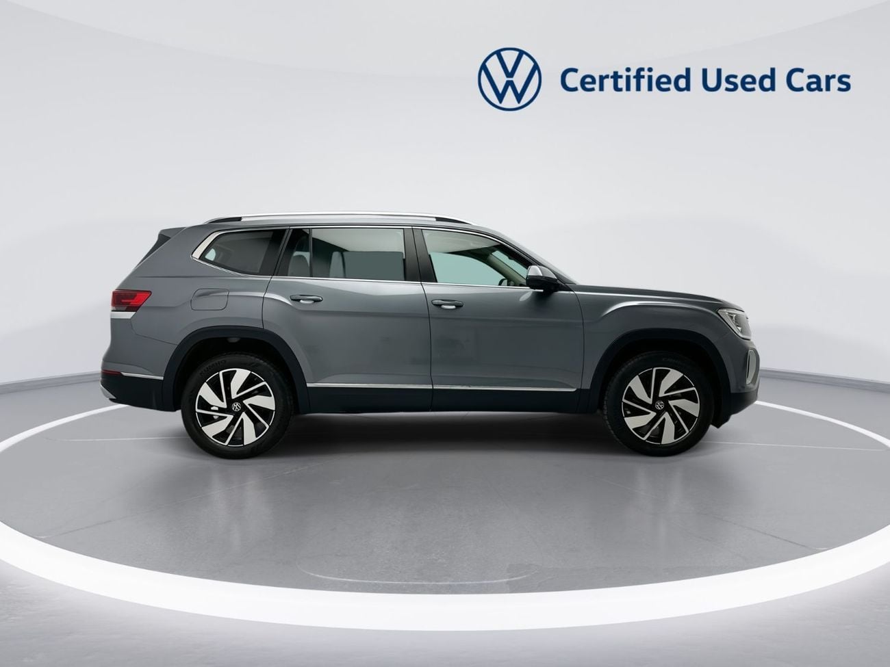 Volkswagen Teramont COMFORTLINE Teramont Comfortline 2L Facelift 2 | Ex-Demo Car| Premium 7-Seater | Panoramic Sunroof | Digital Coc