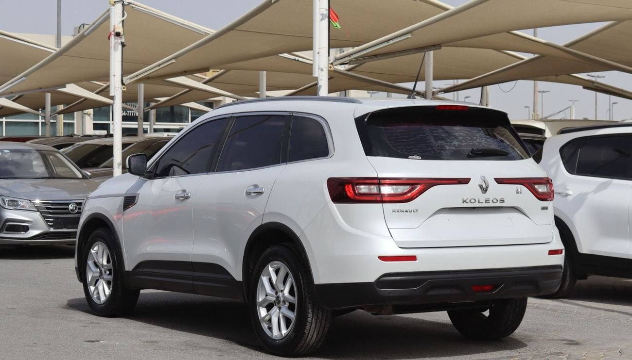 Renault Koleos 2.5L LE (4WD) - RENAULT KOLEOS - 2017 -GCC - Full option - 4WD -2.5 - Accident-free - in excellent c