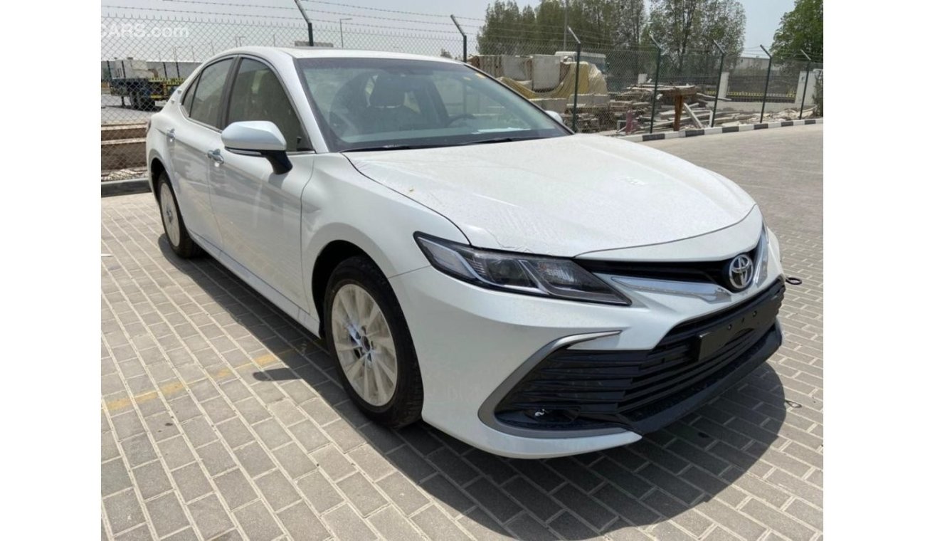 Toyota Camry 21YM CAMRY 2.5 GLE -  White and Black