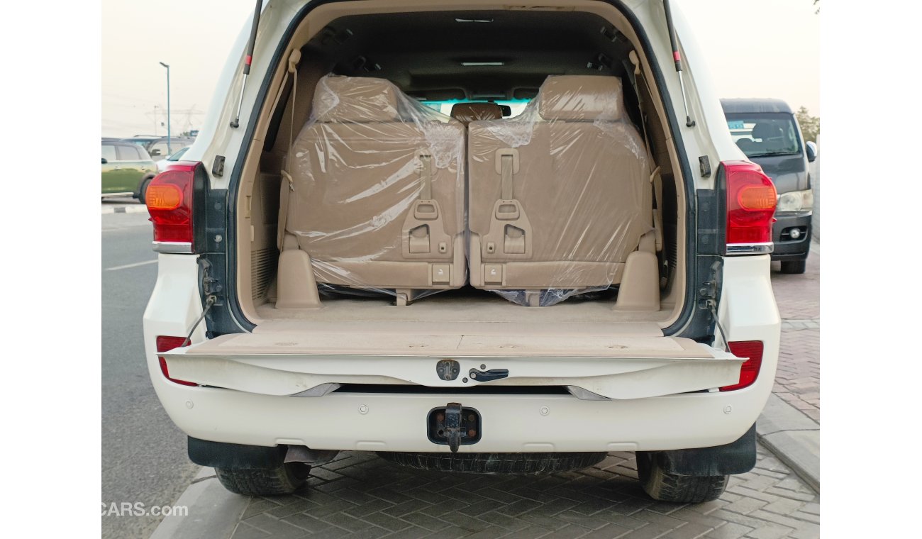 Toyota Land Cruiser GXR, 4.6L Petrol, Driver Power Seat / DVD / Sunroof / Rear A/C ( LOT # 4060)