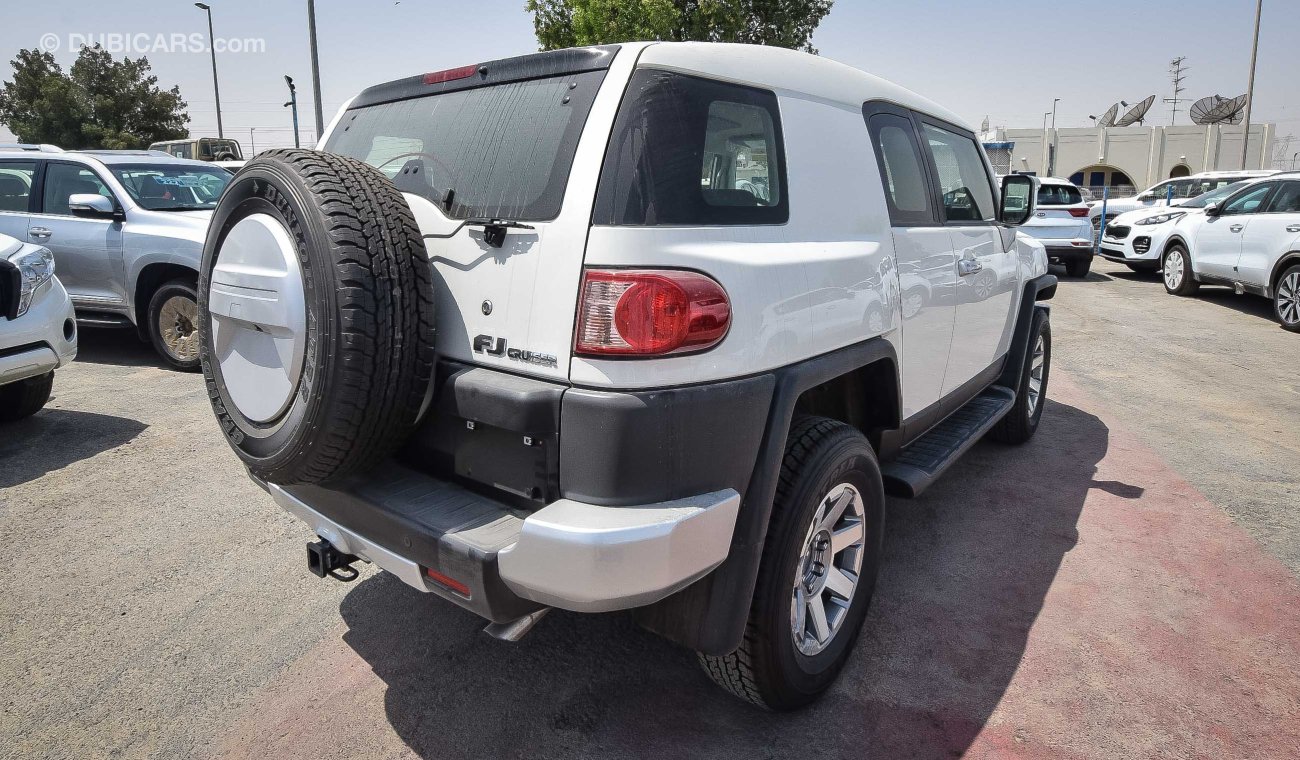 Toyota FJ Cruiser 6 CYLINDER 4.0