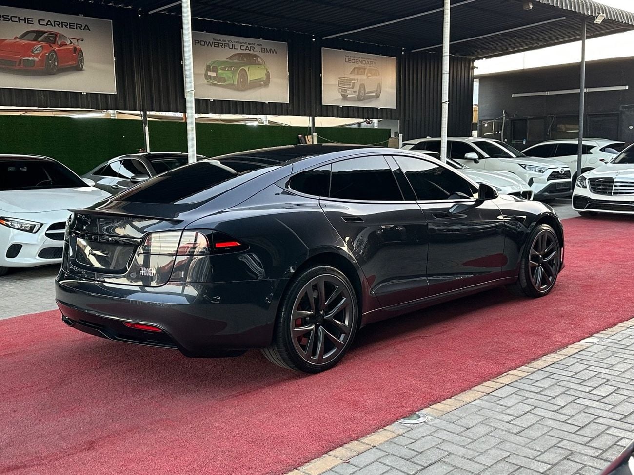 Tesla Model S PLAID