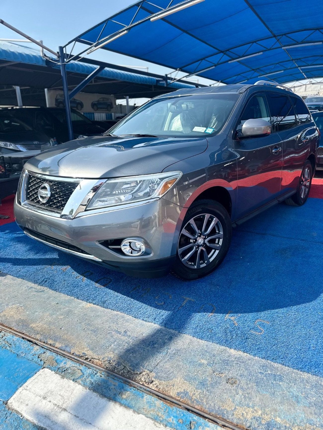 Nissan Pathfinder SV 3.5L (260 HP) 4WD