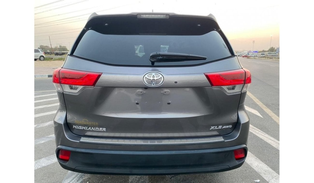 Toyota Highlander 2018 TOYOTA HIGHLANDER XLE AWD / FULL OPTION