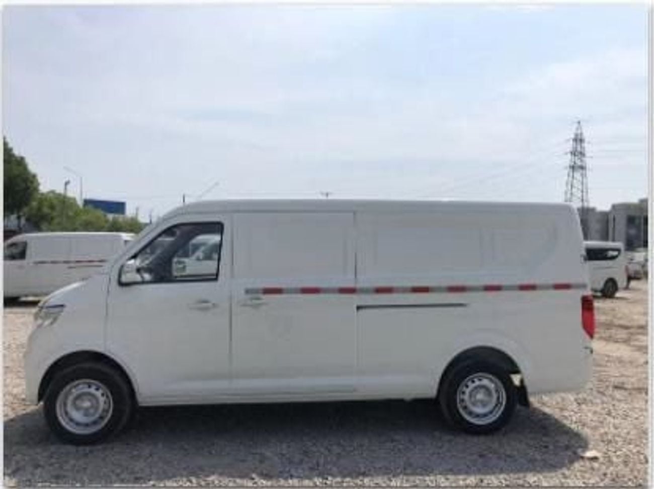 KYC V7 KYC V7  - CARGO VAN 2 & 5 SEATER CHINESE SPEC