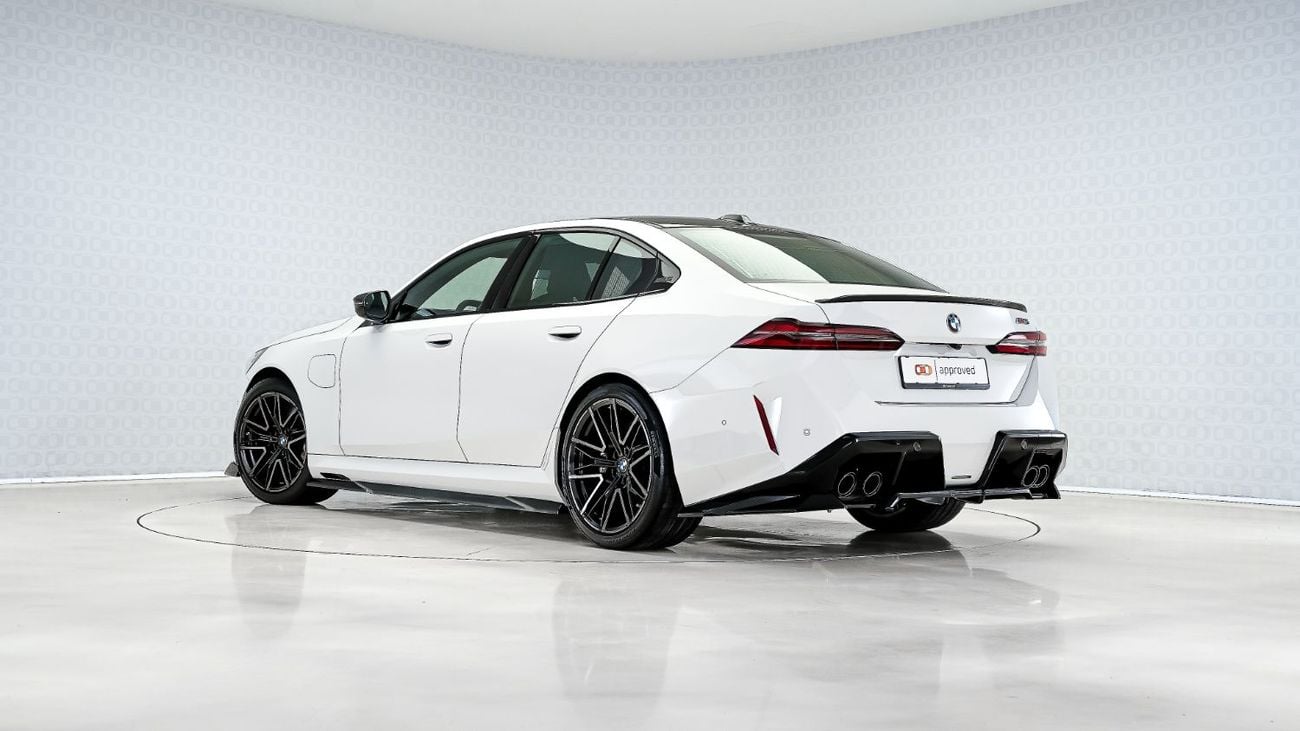 BMW M5 M5 Competition | AED 9,141 PM | Warranty December 2027 - Service December 2028 | GCC