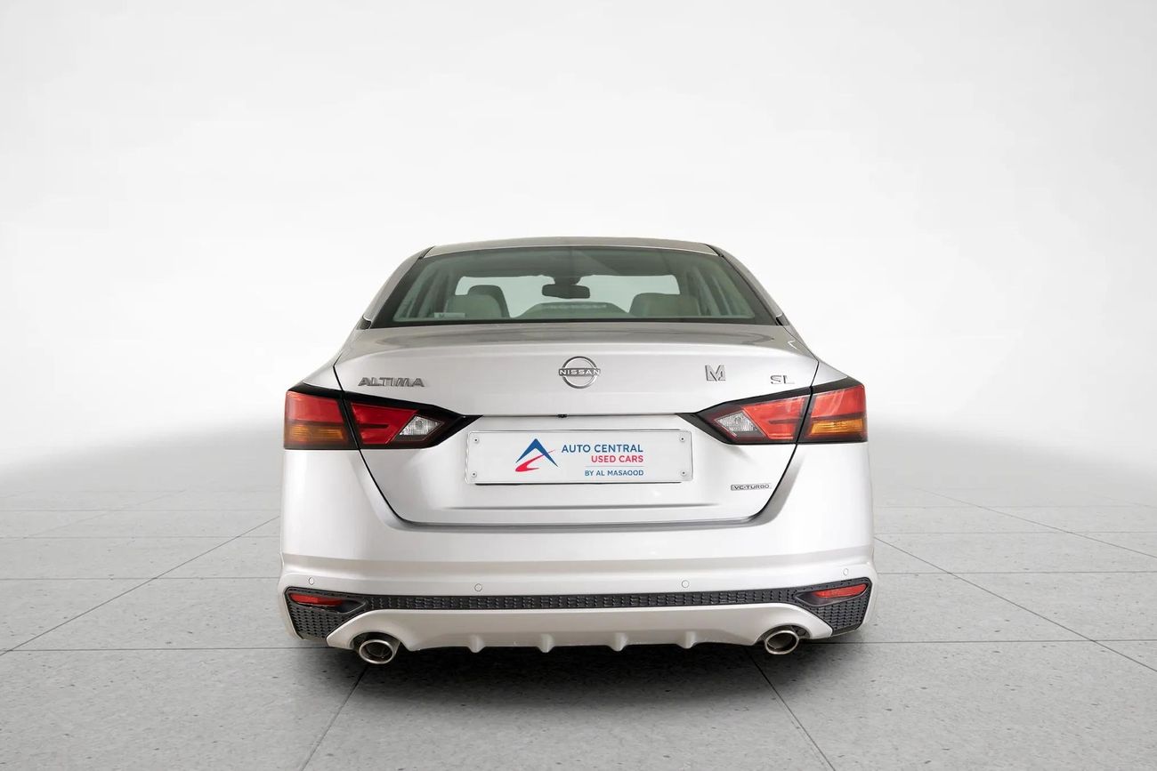 Nissan Altima SL 2.5L SL 2.0