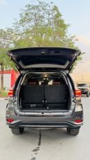 تويوتا فورتونر LEGENDER BODY KIT INSTALLED | LEATHER SEATS | PARKING SENSORS | 2.8L | AUTO | POWER WINDOWS