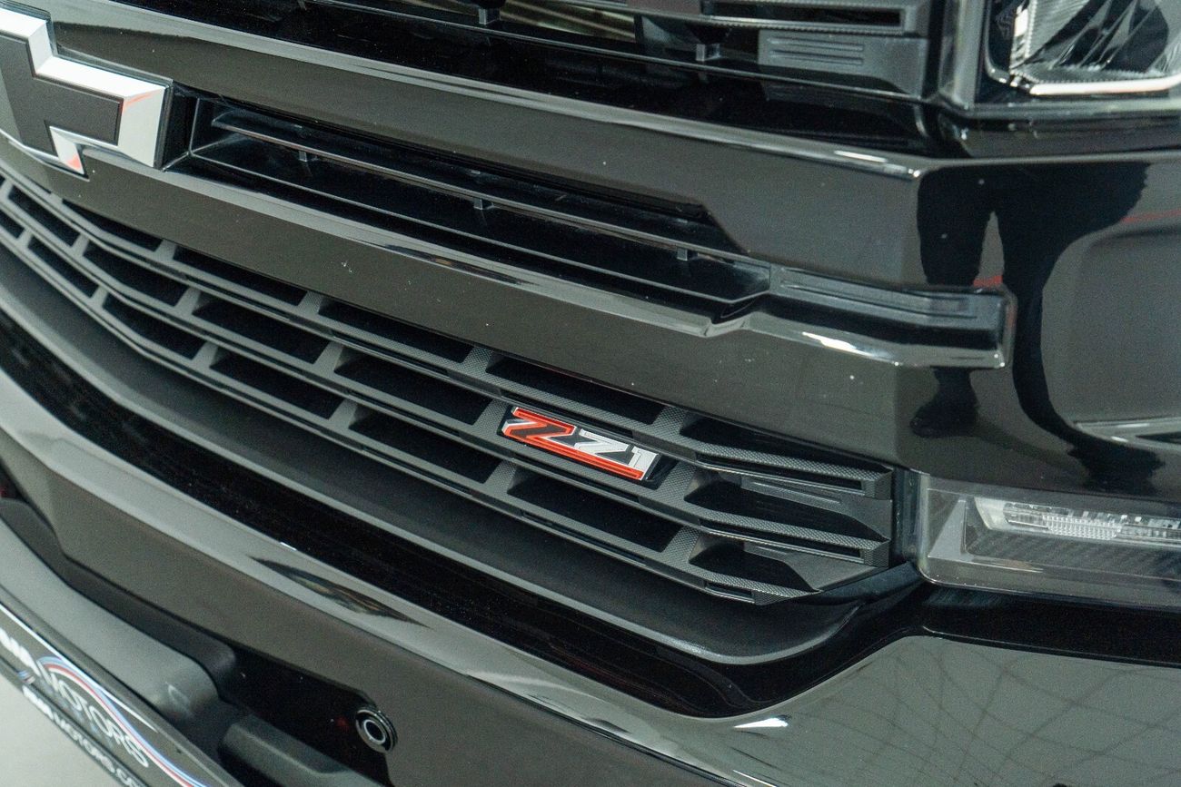 Chevrolet Silverado LT Trail-boss Z71  5.3