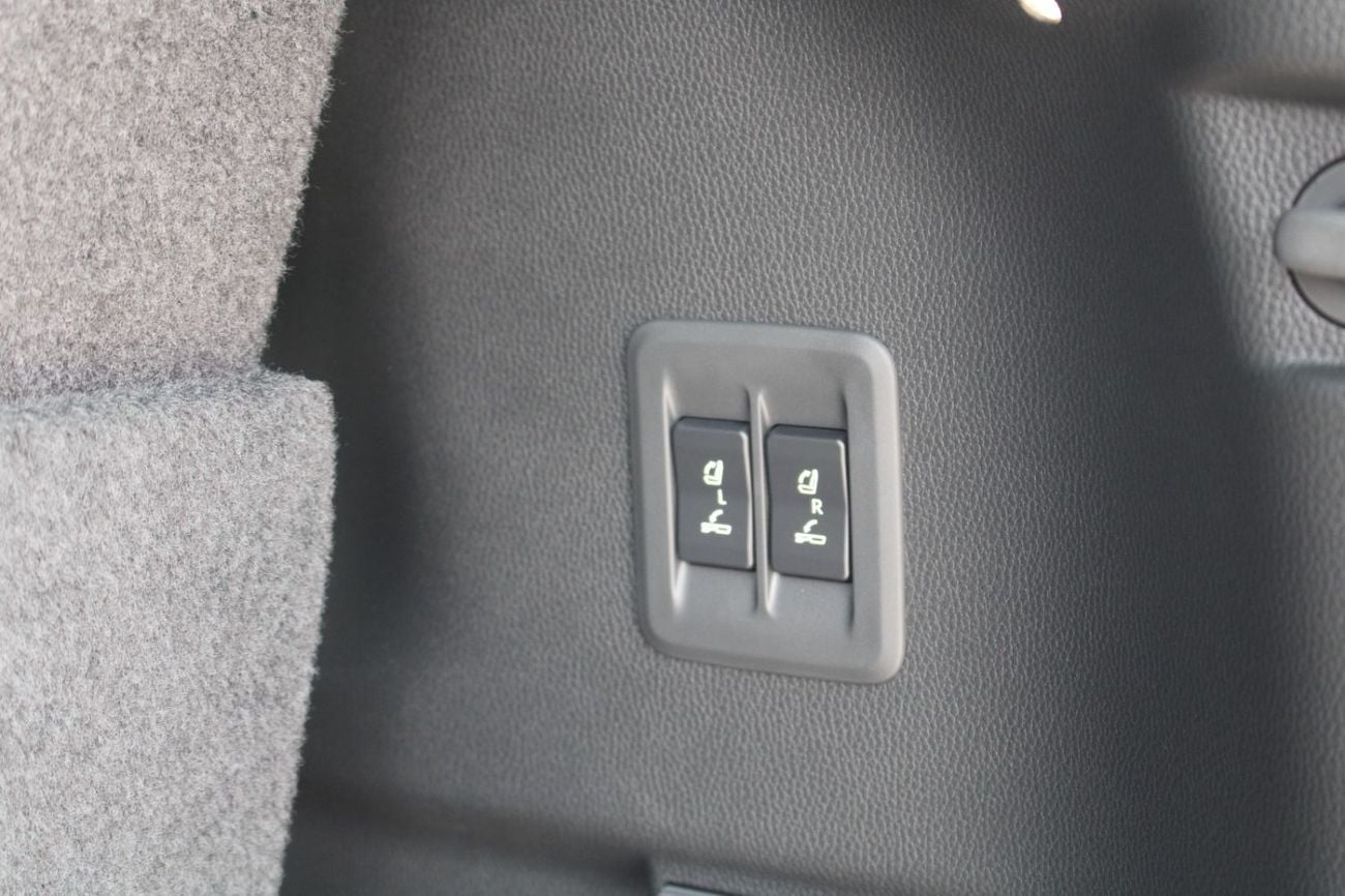 تويوتا برادو TOYOTA PRADO 250 2.8L DIESEL 4WD ADVENTURE-V SPL 2 TONE