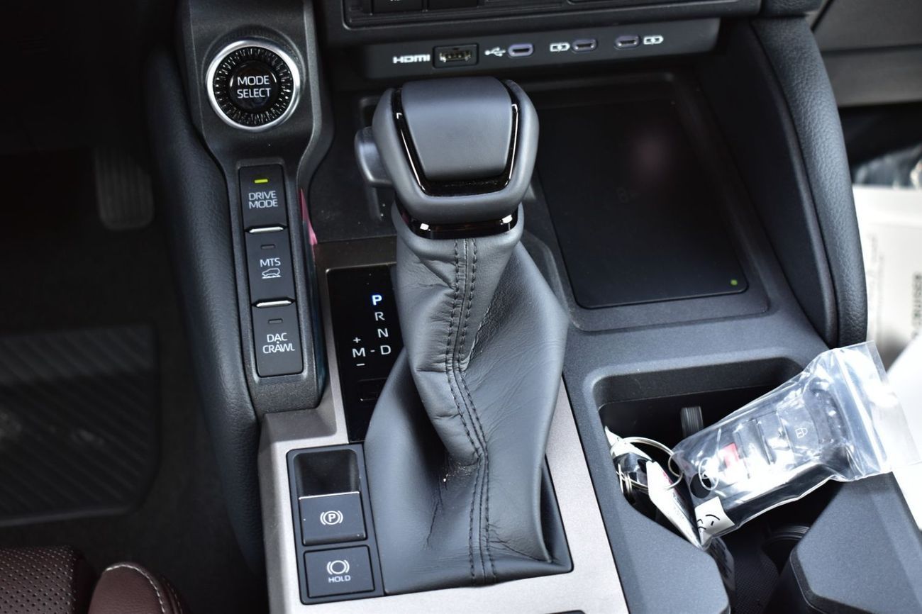 Toyota Prado 2025 MODEL TOYOTA PRADO ADVENTURE V SPECIAL 2.8L DIESEL 4WD 7 SEAT AUTOMATIC(ONLY FOR EXPORT)