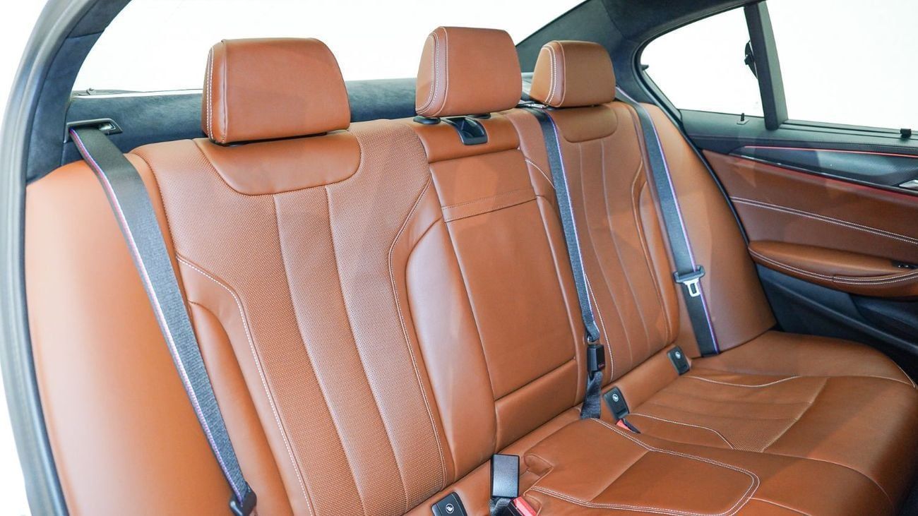 BMW M5 Competition 4.4L (625 HP) | AED 6,004 PM | Warranty Nov 2026 | GCC