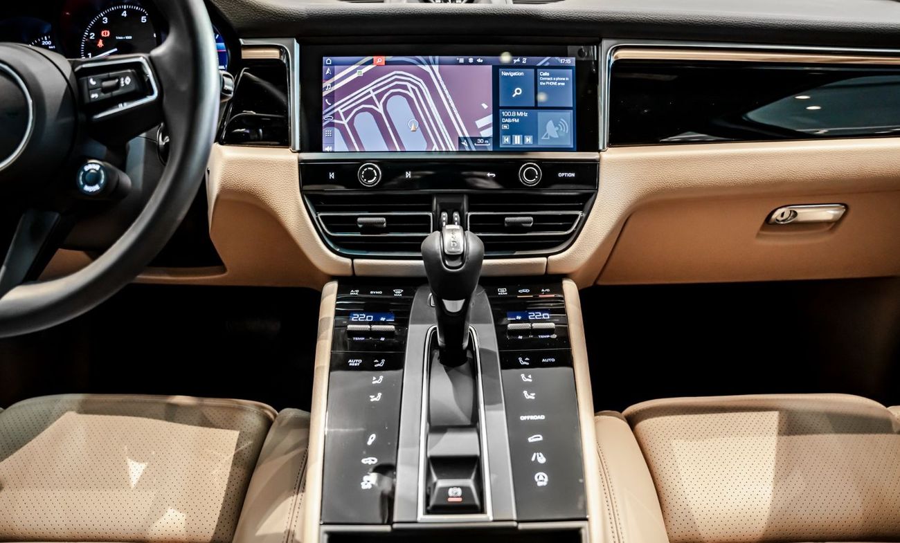 بورش ماكان 2024 Porsche Macan S, 2025 Porsche Warranty, Full Service History, Low Kms, GCC