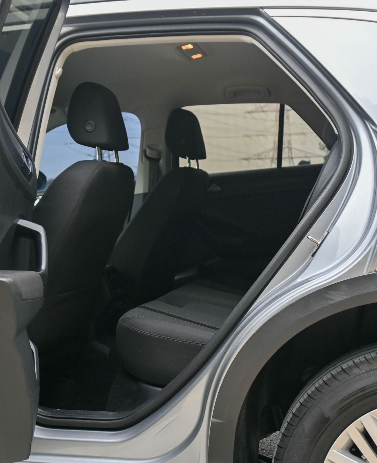 Volkswagen T ROC Life 1.4L VOLKSWAGEN T ROC 2023 1.4L GCC   accident-free Excellent Condition 1019  AED Monthly