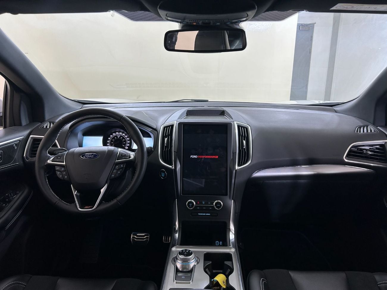 Ford Edge ST SST422/ FREE Insurance + Registration/ AL TAYER MOTORS AL QOUZ SHOWROOM