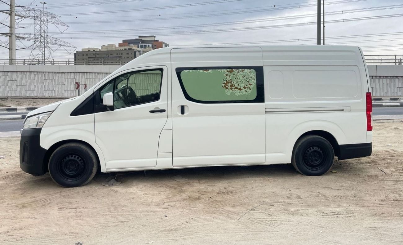 Toyota Hiace DLS - STD ROOF Right Hand Drive