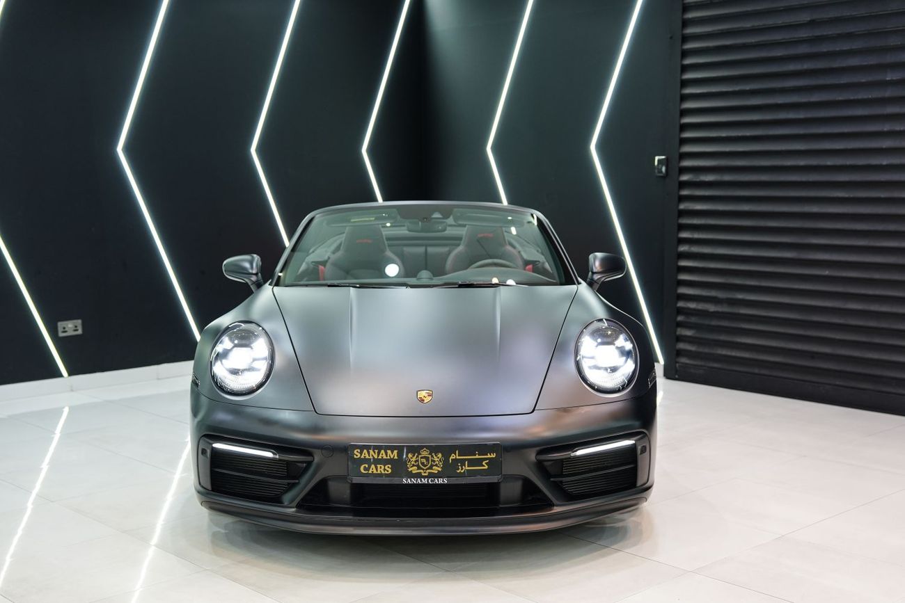 بورش 911 Carrera GTS 3.0L (450 HP) Convertible Bose Audio, Sport Chrono Package, Al Nabooda Warranty!!