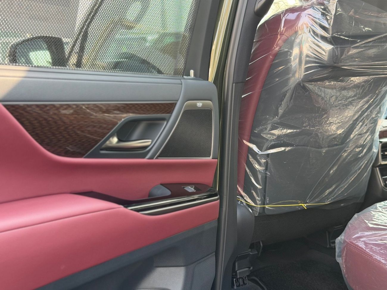 Lexus LX 600 LEXUS LX 600 || 7 Seater || 2025