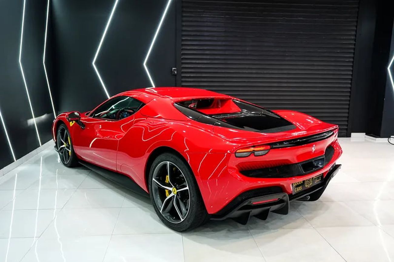 فيراري 296 GTS Daytona Seats, Carbon Interior, Passenger Display, Dealer Warranty + Service!!