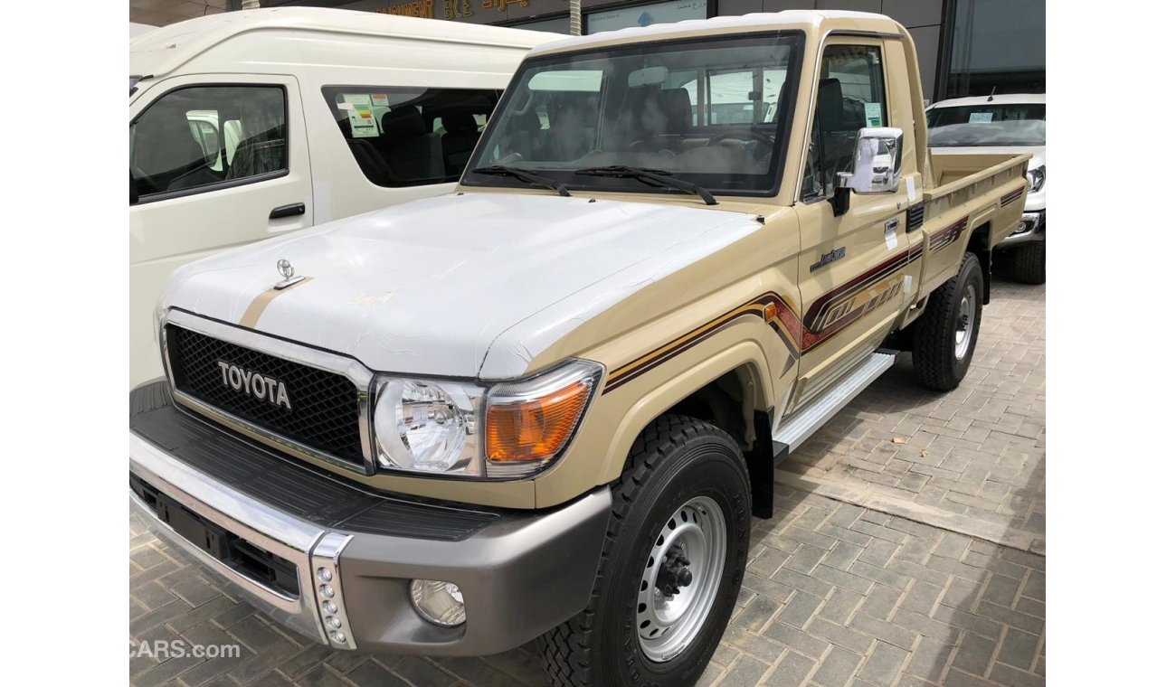 Toyota Land Cruiser Pick Up LX V6 4.0 2019