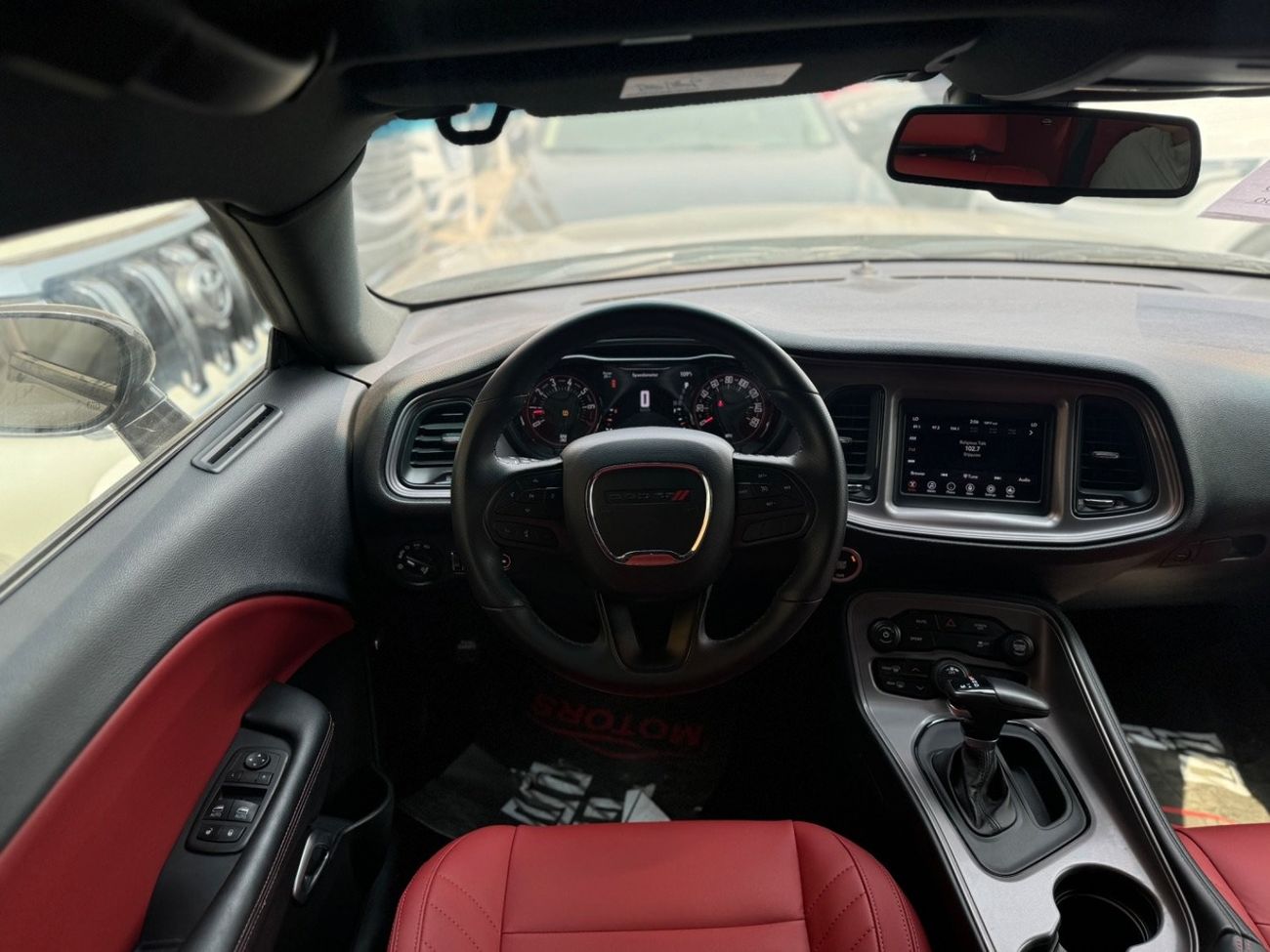 Dodge Challenger Dodge Challenger SXT / 2023 / USA / v6 / Only 5,000mi