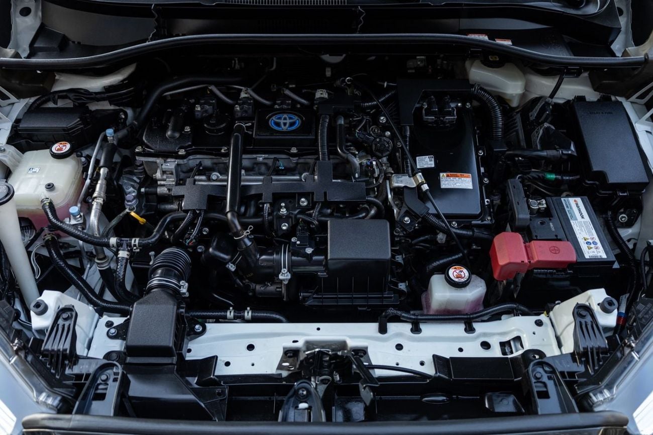 Toyota Corolla Cross GLI Toyota Corolla Cross Hybrid 2022 GCC | Warranty for 1,093.00 AED monthly