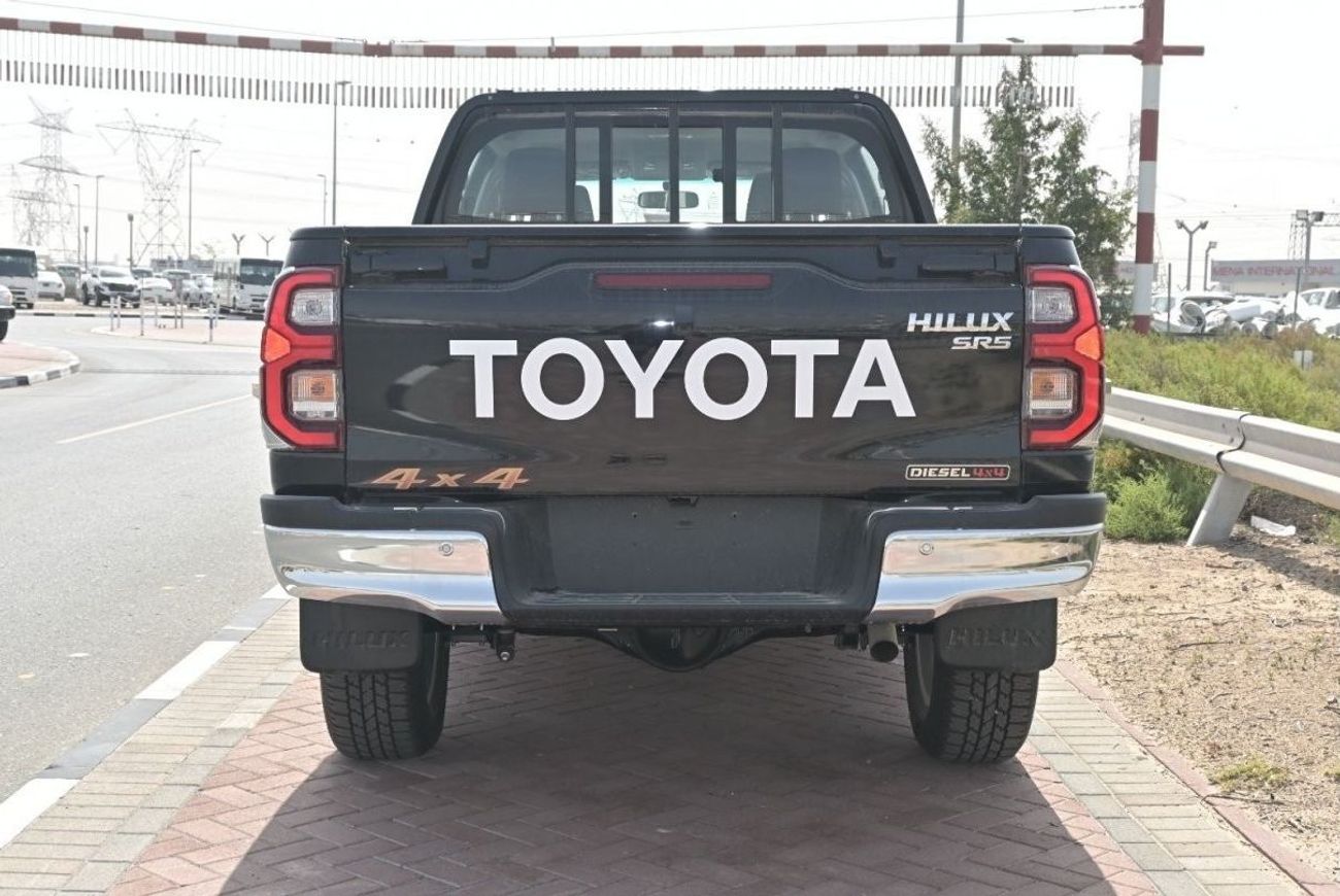 تويوتا هيلوكس TOYOTA HILUX SRS 2.4L AUTOMATIC TRANSMISSION 4X4 DIESEL DOUBLE CABIN 2024 MODEL