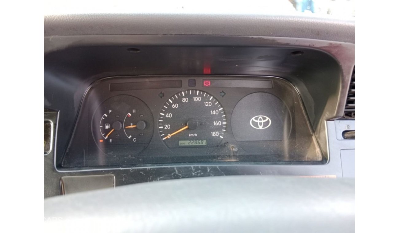 Toyota Hiace TOYOTA HIACE VAN RIGHT HAND DRIVE (PM1654)