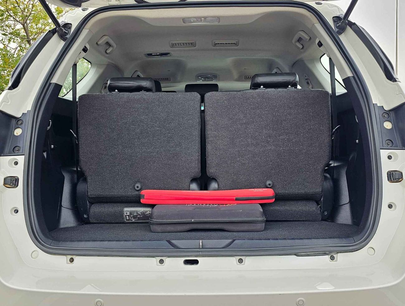 Toyota Fortuner EXR / V4/ 4WD/ DVD REAR CAMERA/ LEATHER SEATS/ ORG MILEAGE/ 1189 MONTHLY /LOT#98021