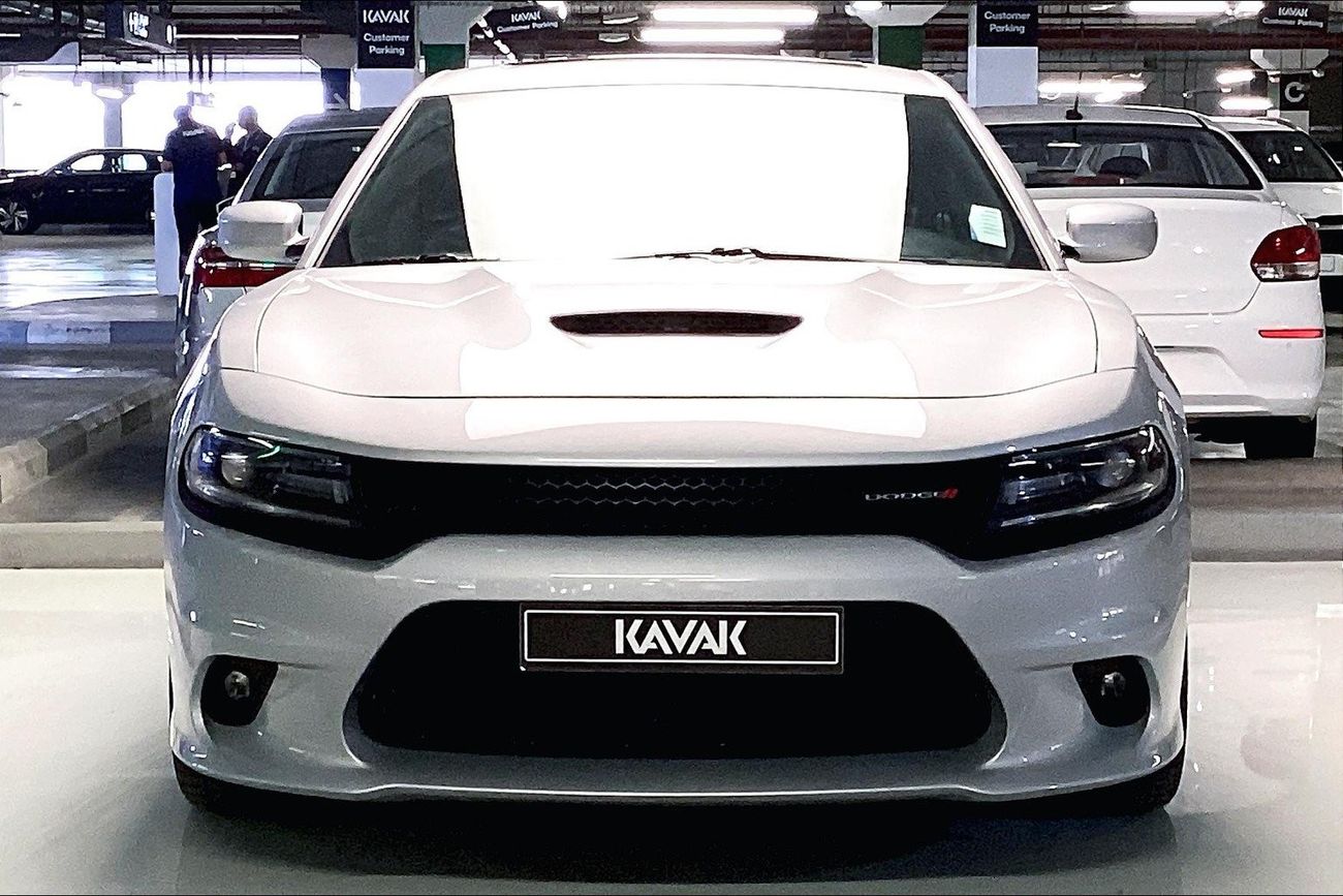 لكزس IS 350 F Sport Platinum | شامل الضمان | 0 ﺪﻔﻋﺓ ﺃﻮﻟﻯ