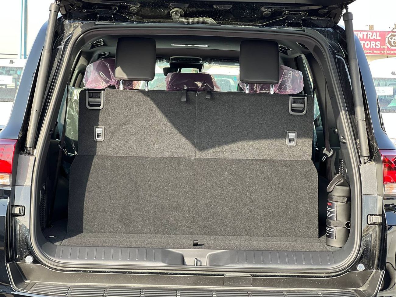 Toyota Land Cruiser GXR 3.5L PTR A/T // 2026 // HIGH OPTION WITH RADAR , LEATHER & POWER SEATS , DVD & BACK CAMERA // SP