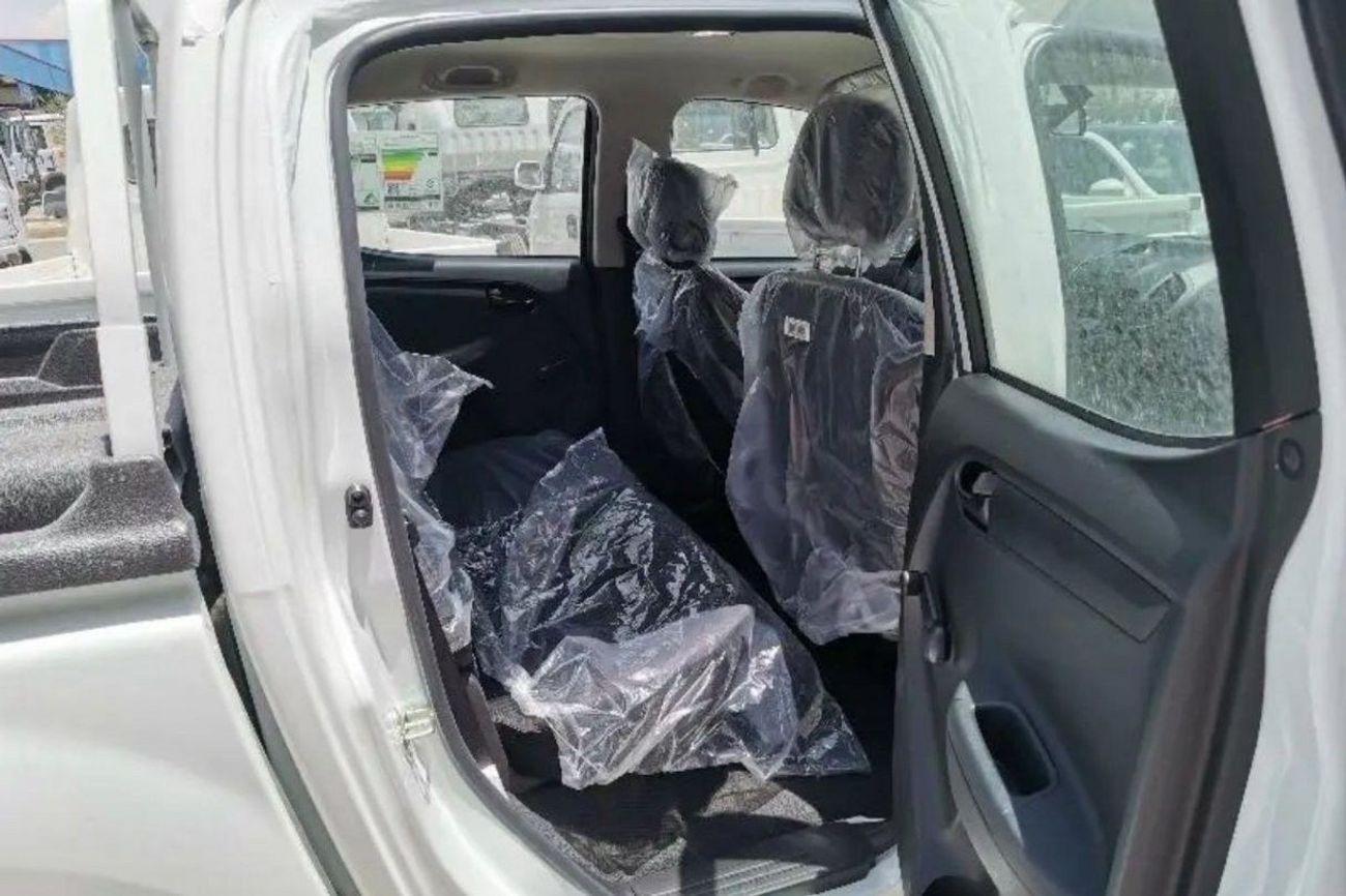 إيسوزو D ماكس D-Max 2500cc 4 cylinders DOUBLE CABIN MANUAL RWD ABS