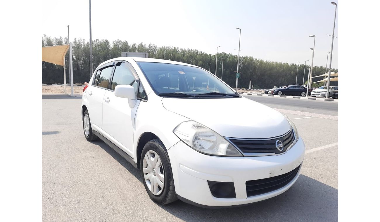 Nissan Tiida Nissan tiida 2012 g cc accident free