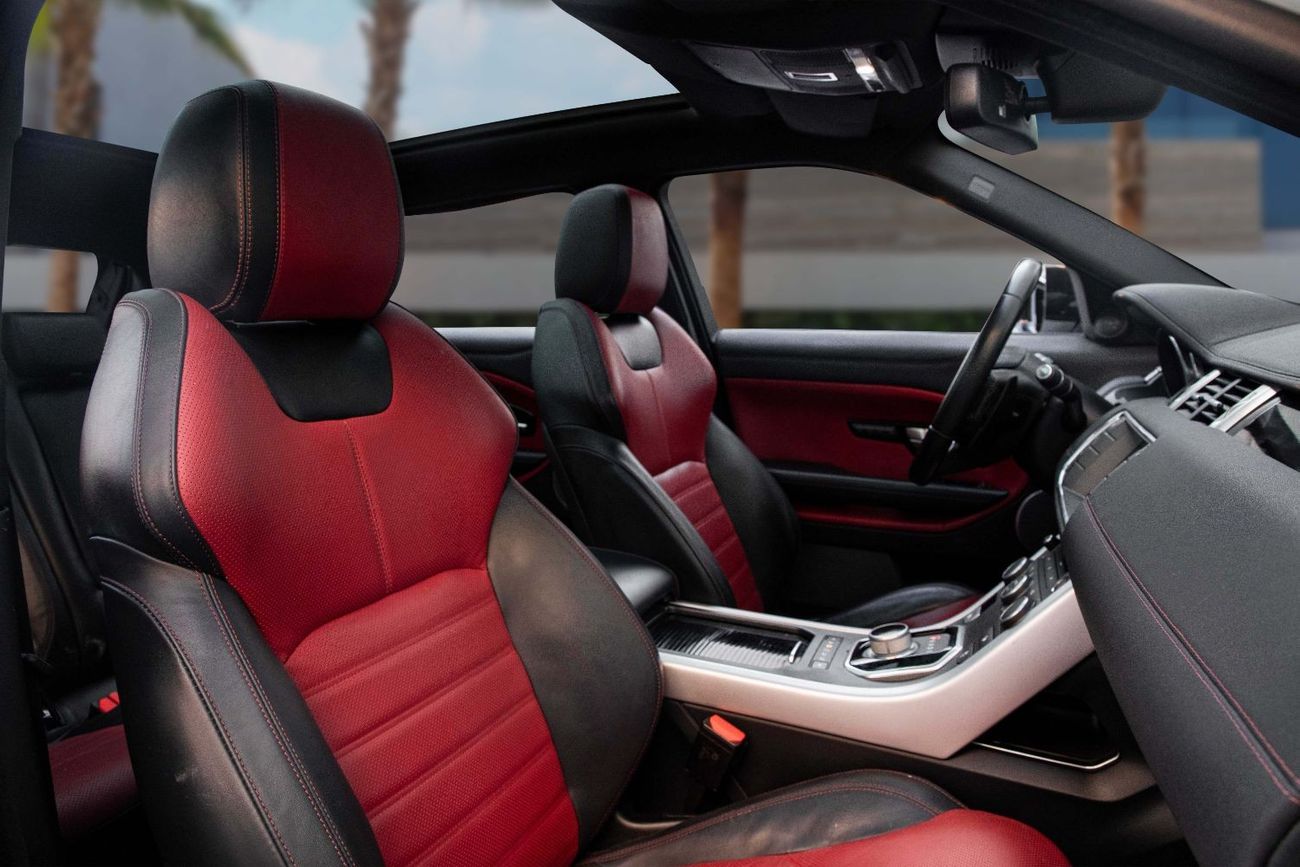 لاند روفر رانج روفر إيفوك R-Dynamic | 2,456 P.M (3 Years)⁣ | 0% Downpayment | Low KMS! Stunning!