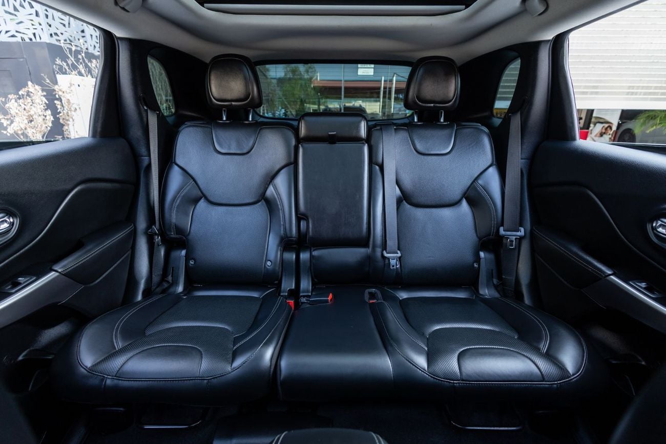 Jeep Cherokee LIMITED Jeep Cherokee Limited 2020 GCC | Warranty
