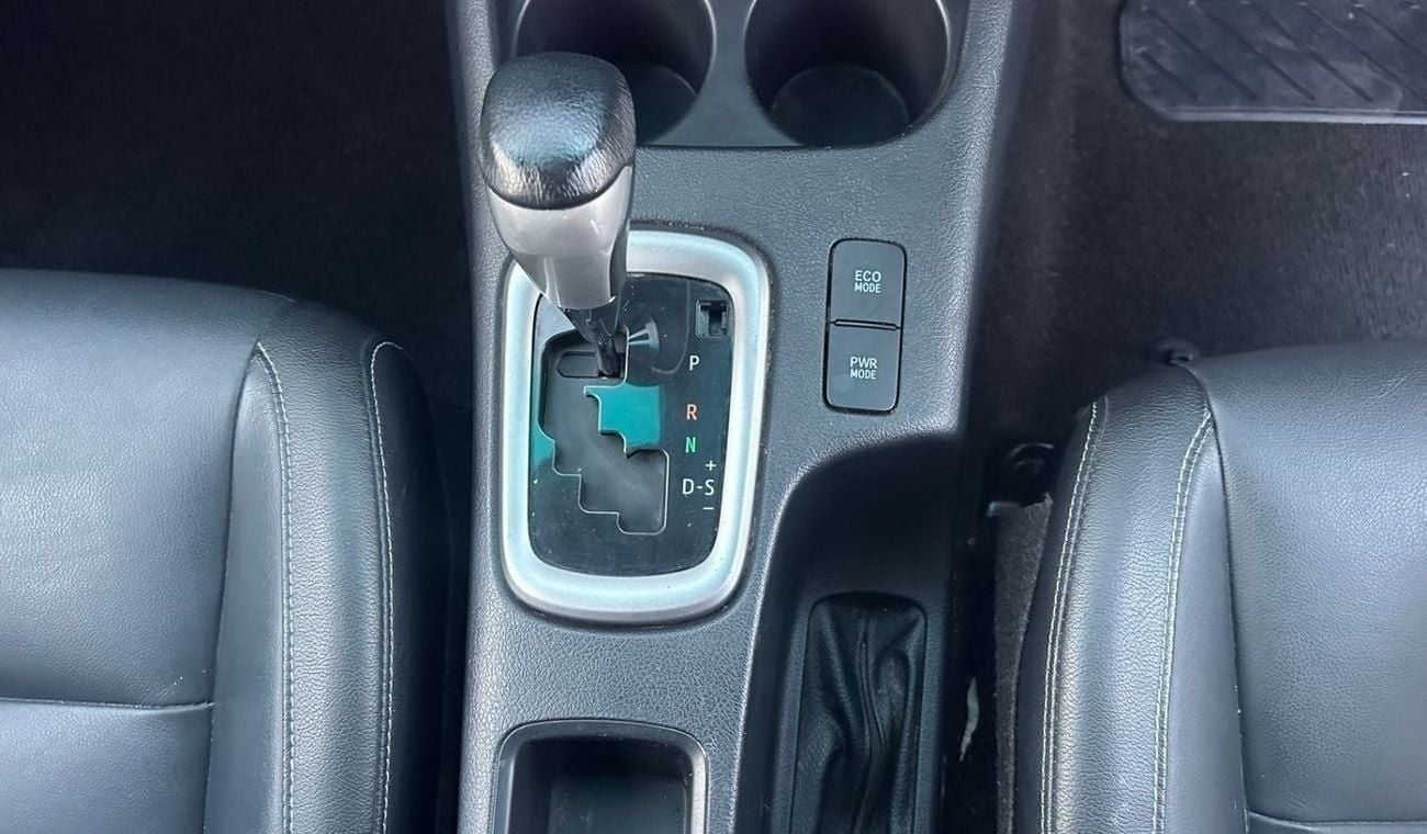 Toyota Hilux SR5 RHD 2.8 DIESEL AUTO LEATHER ELECTRIC SEATS