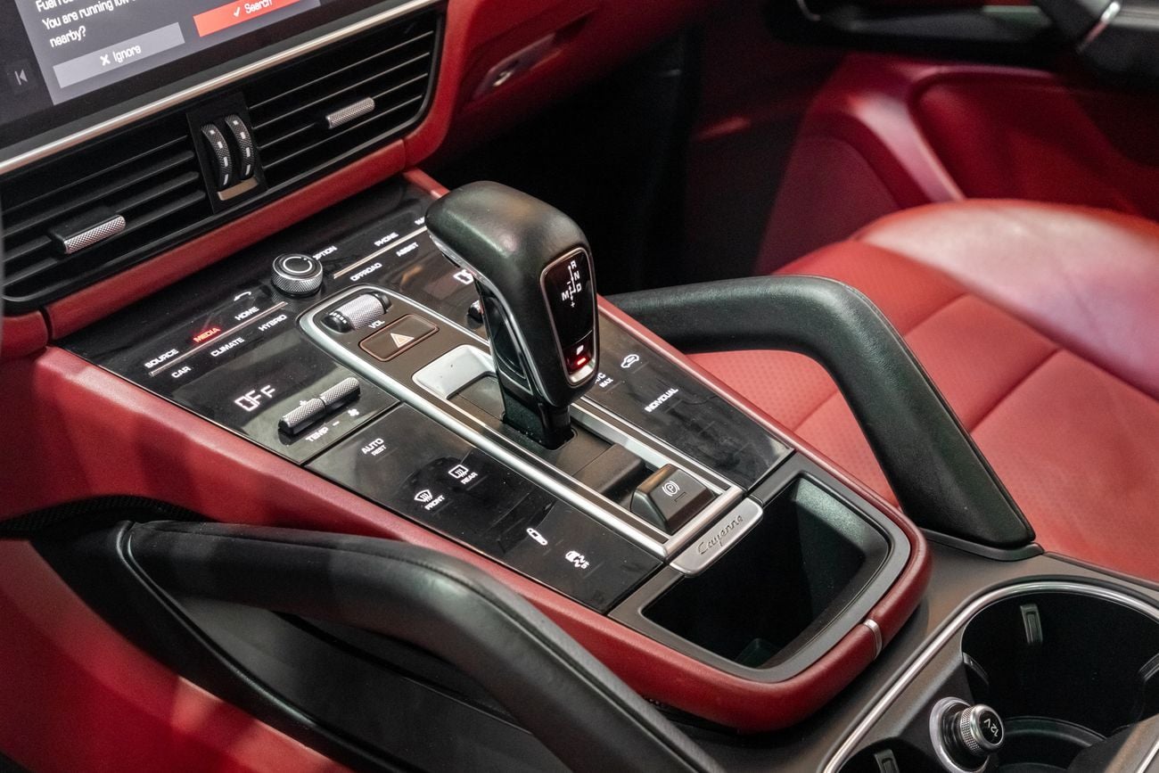 بورش كايان Cayenne E-Hybrid | 3,095 P.M | 0% Downpayment | 455 Combined BHP!