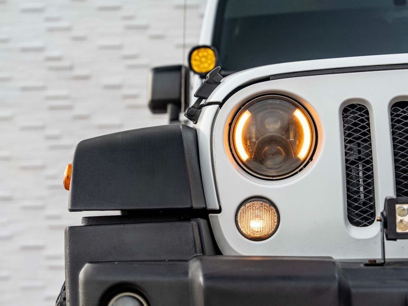 Jeep Wrangler Sport 3.6L A/T