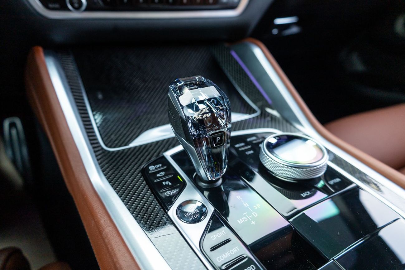 بي أم دبليو X6 xDrive40i Masterclass M Sport Package 3.0L