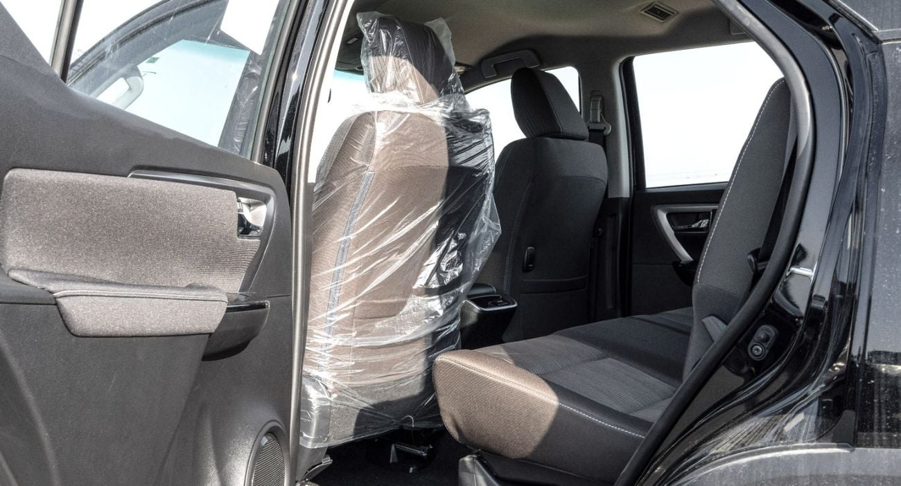تويوتا فورتونر EXR 2026 Toyota Fortuner GX 2.7L AT Petrol 4WD (Black-Black)