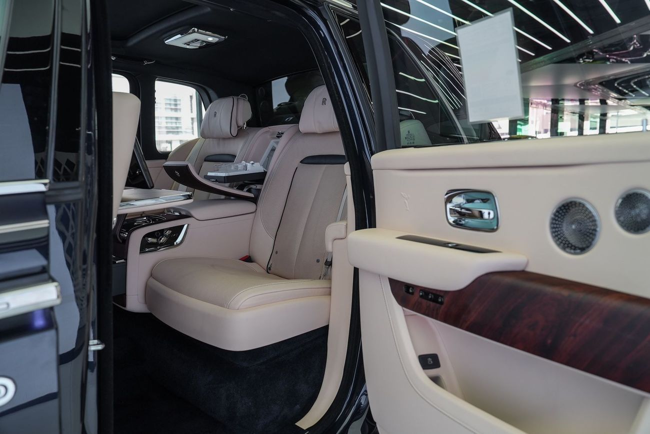 Rolls-Royce Cullinan Rolls Royce Cullinan