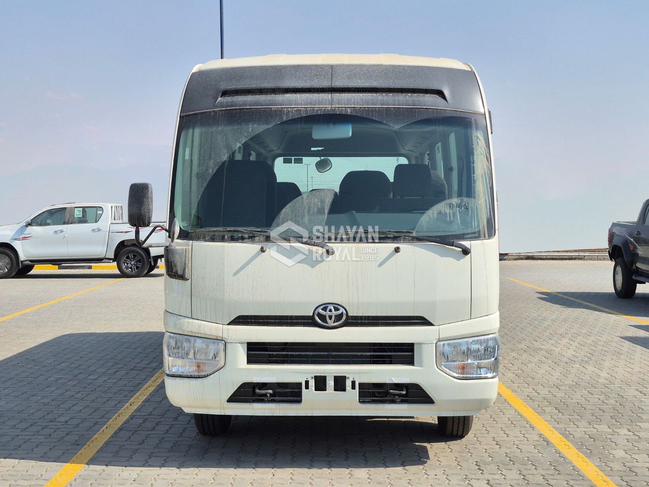 Toyota Coaster LHD 2.7L DLX PETROL 4CYL 23-SEATER MT 2025MY