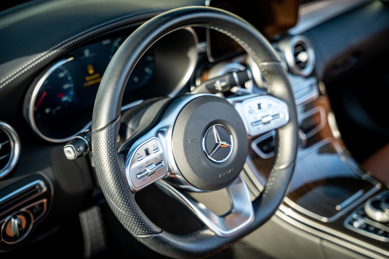 مرسيدس بنز C 300 كوبيه CONVERTIBLE , original paint, AMG line , FULL